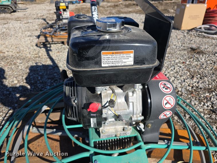 image for item DW3921 2020 Multiquip Whiteman B46H90 power trowel