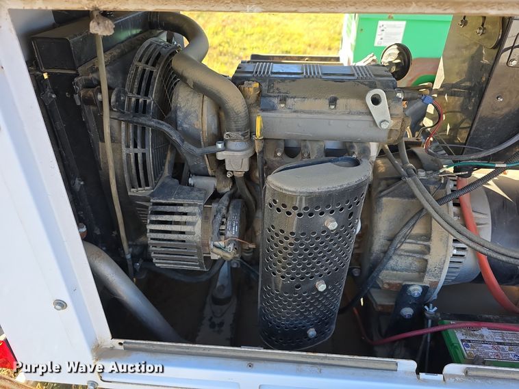 image for item DW3922 2015 Multiquip LT6K light plant