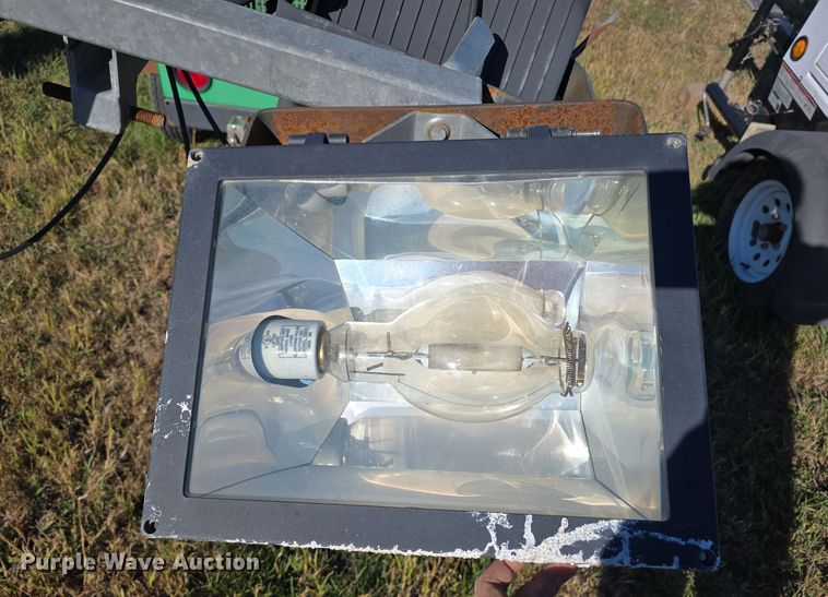 image for item DW3923 2012 Terex RL4 light plant