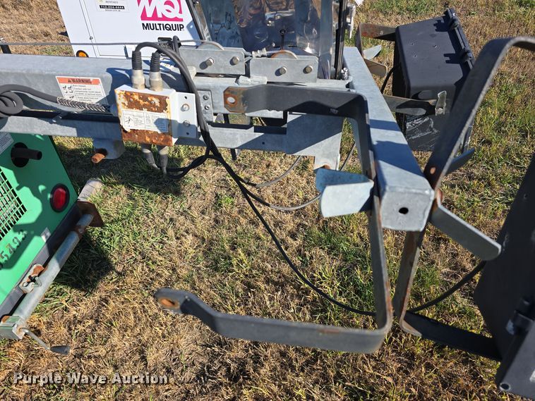 image for item DW3923 2012 Terex RL4 light plant