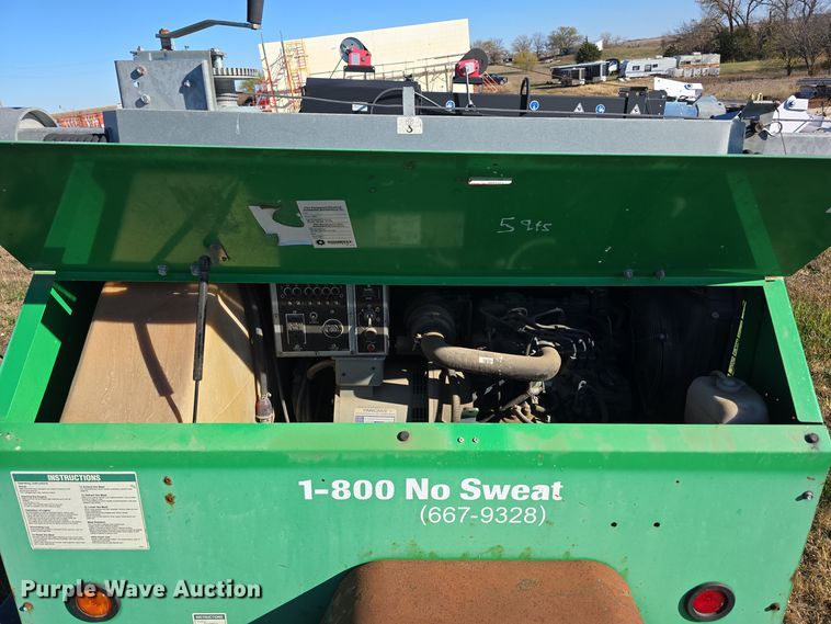 image for item DW3923 2012 Terex RL4 light plant