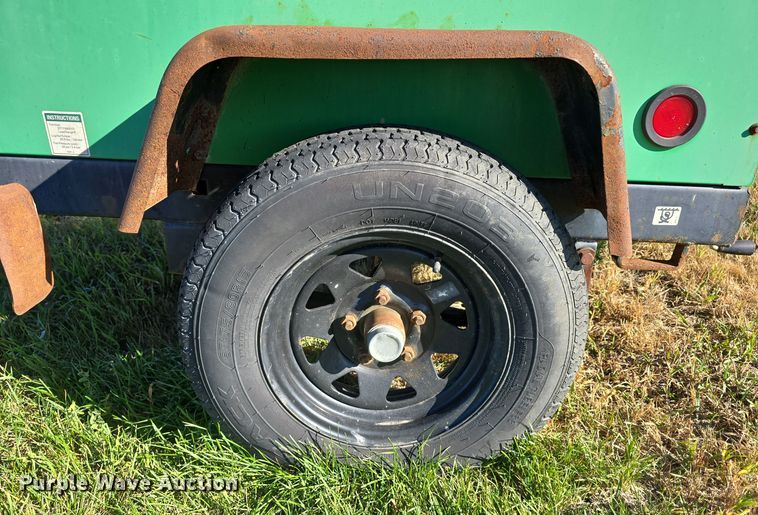 image for item DW3923 2012 Terex RL4 light plant