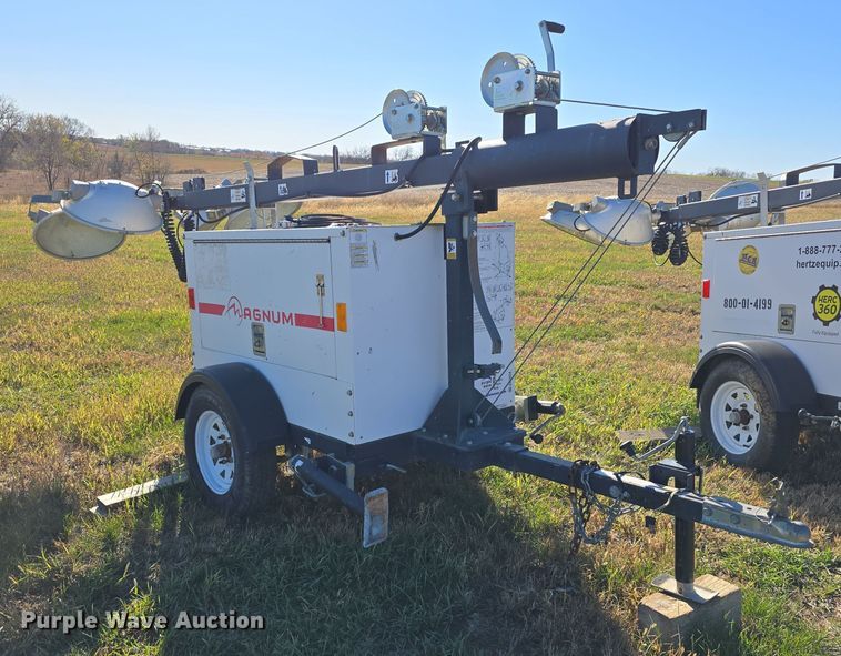 image for item DW3924 2014 Magnum Power MLT3060K light plant