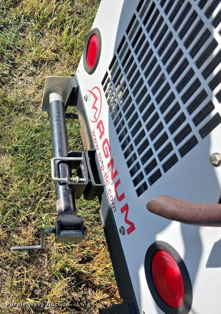 image for item DW3924 2014 Magnum Power MLT3060K light plant