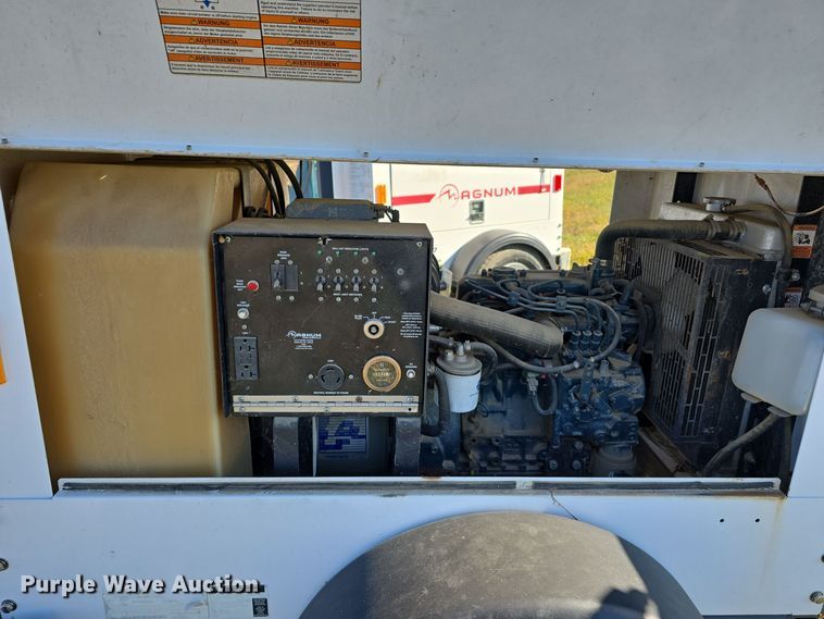 image for item DW3925 2014 Magnum Power MLT3060K light plant