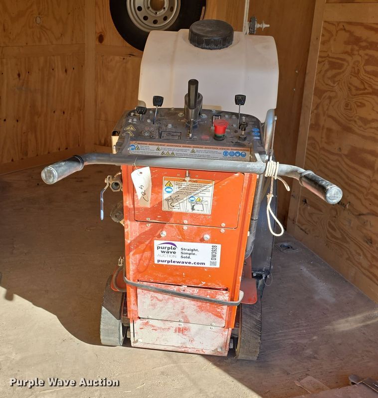 image for item DW3928 2018 Husqvarna FS520 concrete saw