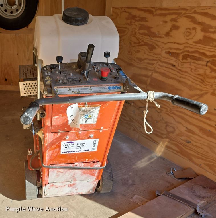 image for item DW3928 2018 Husqvarna FS520 concrete saw