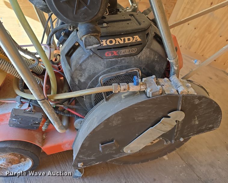 image for item DW3928 2018 Husqvarna FS520 concrete saw