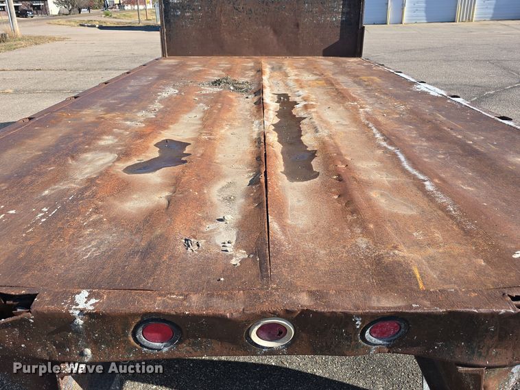 image for item DW3970 1991 GMC Topkick dump flatbed truck