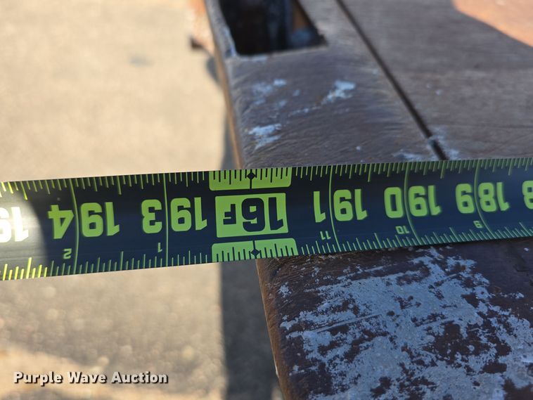 image for item DW3970 1991 GMC Topkick dump flatbed truck