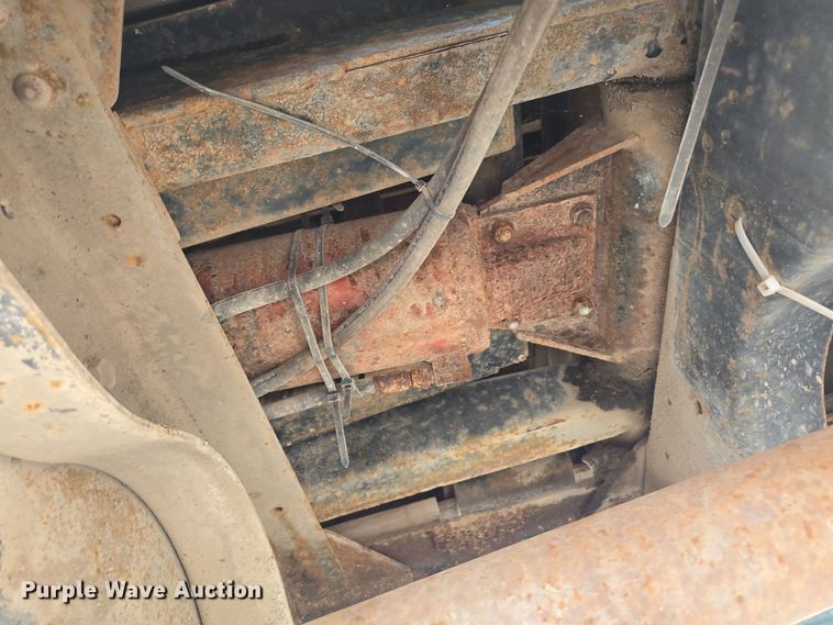 image for item DW3970 1991 GMC Topkick dump flatbed truck