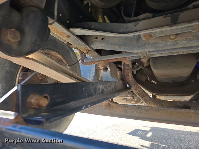 image for item DW3970 1991 GMC Topkick dump flatbed truck