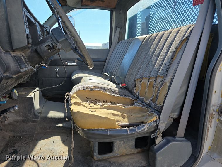 image for item DW3970 1991 GMC Topkick dump flatbed truck