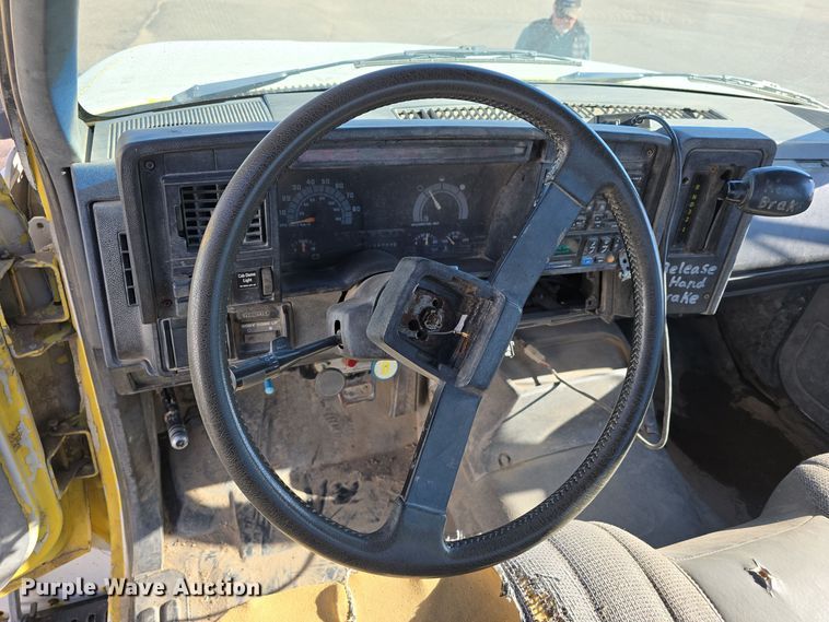 image for item DW3970 1991 GMC Topkick dump flatbed truck