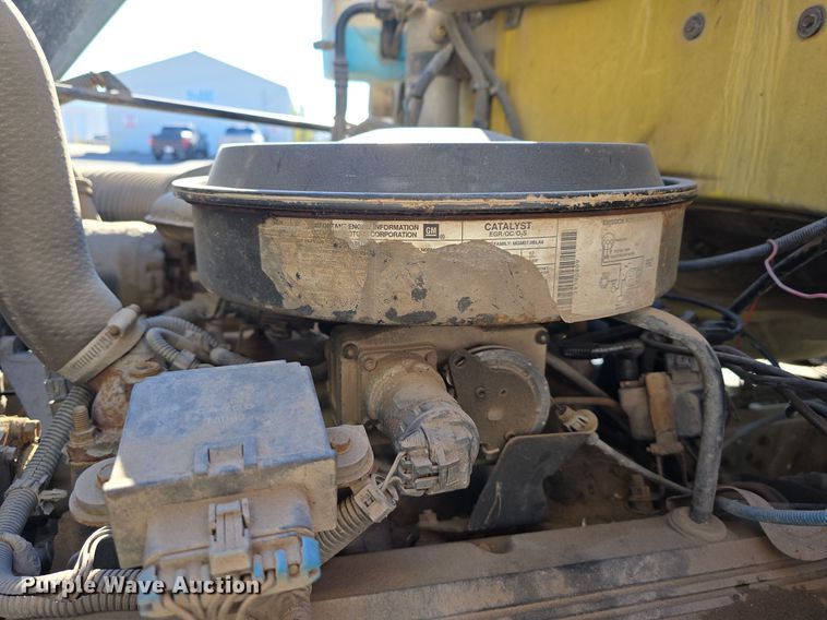 image for item DW3970 1991 GMC Topkick dump flatbed truck