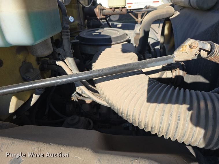 image for item DW3970 1991 GMC Topkick dump flatbed truck