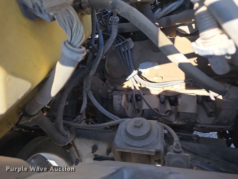 image for item DW3970 1991 GMC Topkick dump flatbed truck