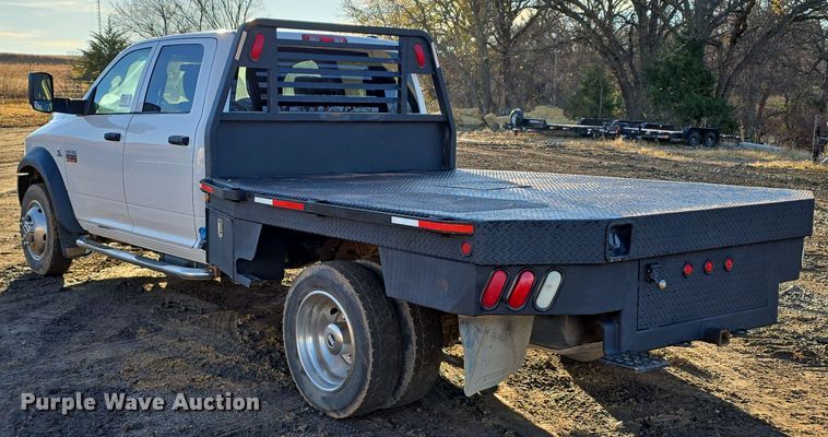 image for item DW3985 2011 Dodge Ram 4500HD flatbed truck