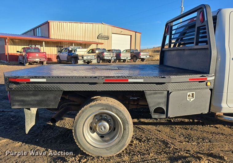 image for item DW3985 2011 Dodge Ram 4500HD flatbed truck