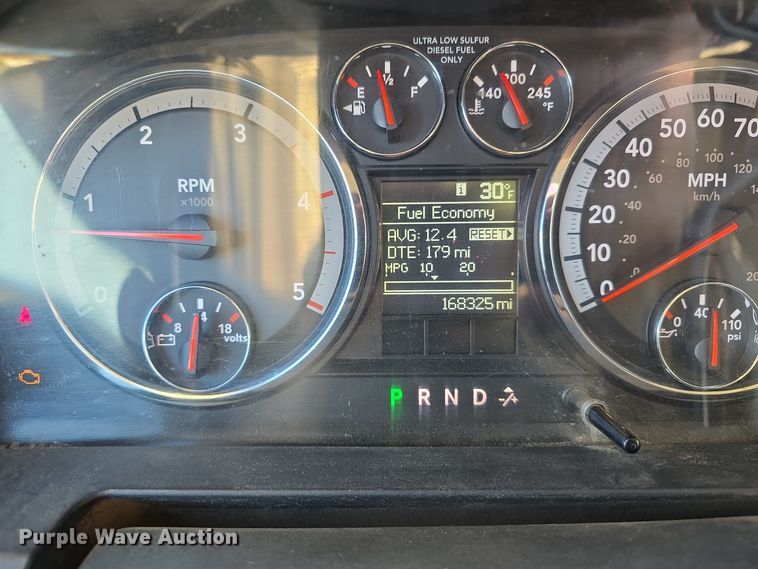 image for item DW3985 2011 Dodge Ram 4500HD flatbed truck