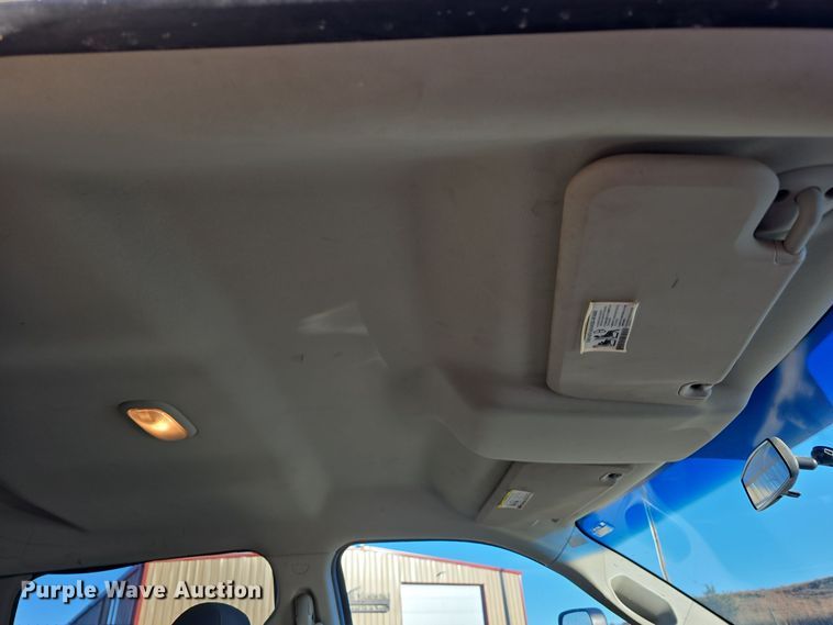 image for item DW3985 2011 Dodge Ram 4500HD flatbed truck