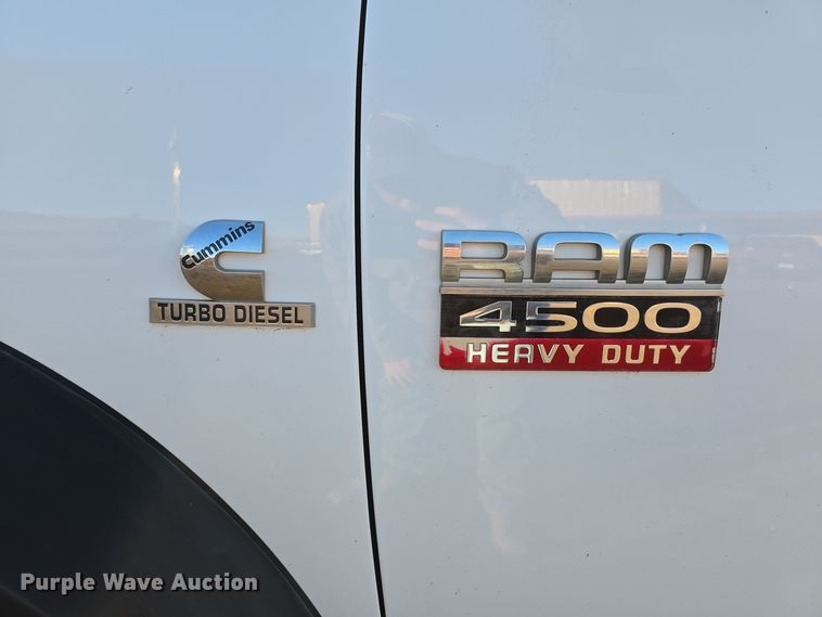 image for item DW3985 2011 Dodge Ram 4500HD flatbed truck