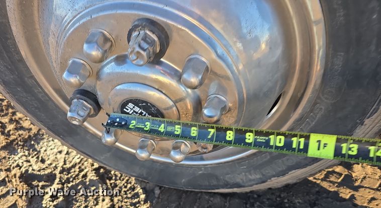 image for item DW3985 2011 Dodge Ram 4500HD flatbed truck