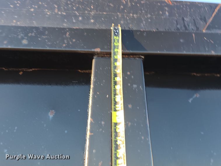 image for item DW3986 2005 Ford F750 Super Duty XLT dump truck