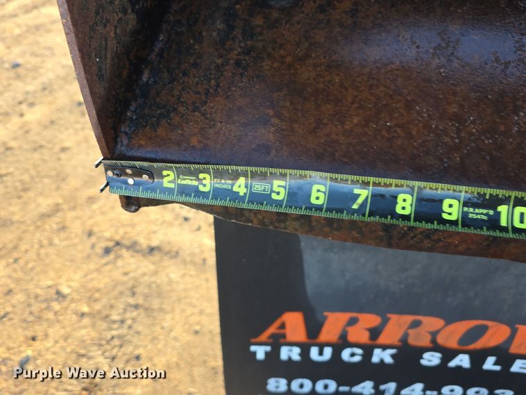 image for item DW3986 2005 Ford F750 Super Duty XLT dump truck