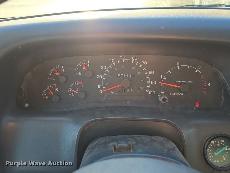 image for item DW3986 2005 Ford F750 Super Duty XLT dump truck