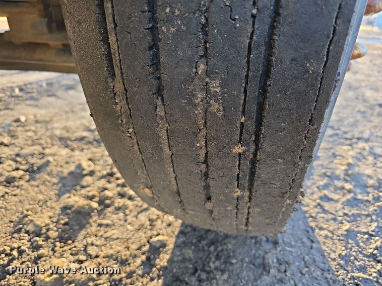 image for item DW3986 2005 Ford F750 Super Duty XLT dump truck