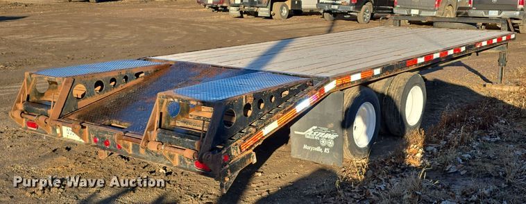 image for item DW3987 2010 FastLine equipment trailer