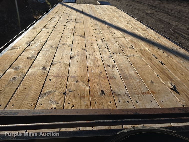 image for item DW3987 2010 FastLine equipment trailer