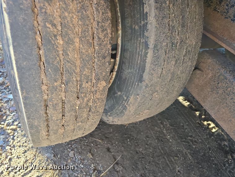 image for item DW3987 2010 FastLine equipment trailer