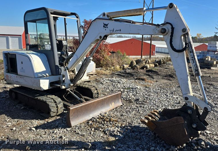 image for item DW3991 1996 Bobcat 331 C-Series mini excavator