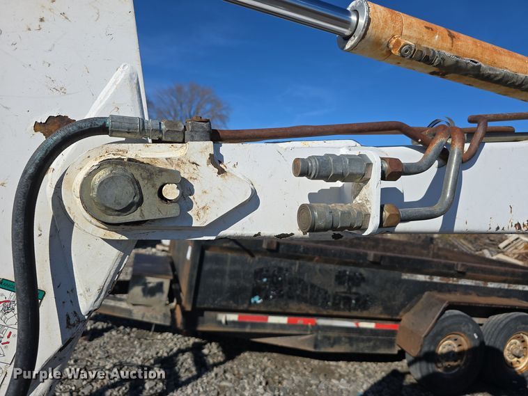 image for item DW3991 1996 Bobcat 331 C-Series mini excavator