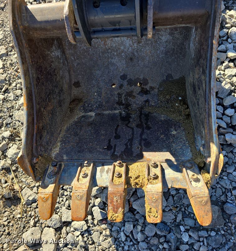 image for item DW3991 1996 Bobcat 331 C-Series mini excavator