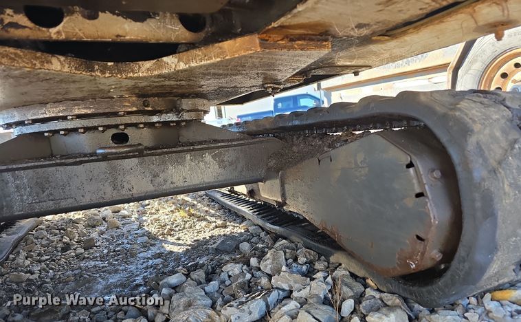 image for item DW3991 1996 Bobcat 331 C-Series mini excavator