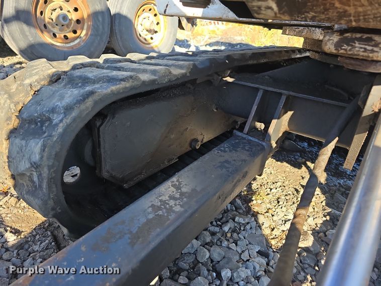 image for item DW3991 1996 Bobcat 331 C-Series mini excavator