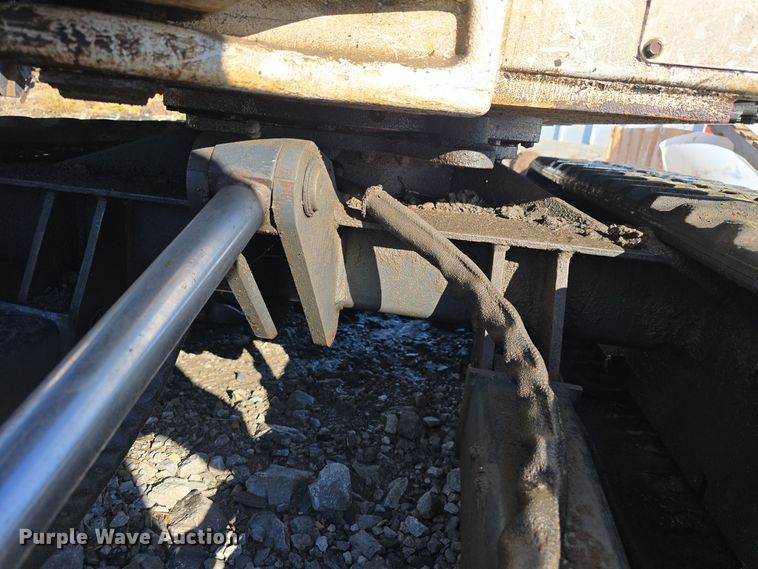 image for item DW3991 1996 Bobcat 331 C-Series mini excavator