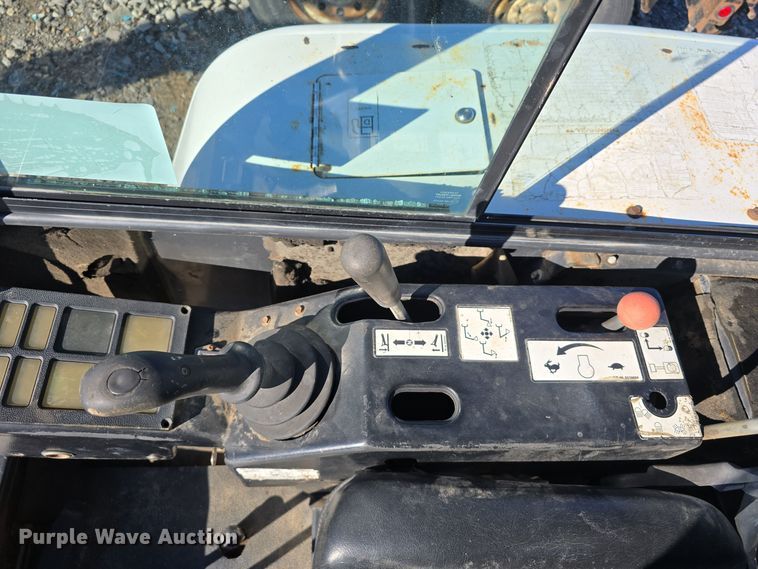 image for item DW3991 1996 Bobcat 331 C-Series mini excavator