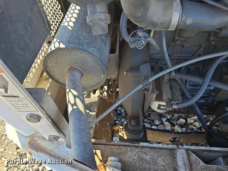 image for item DW3991 1996 Bobcat 331 C-Series mini excavator