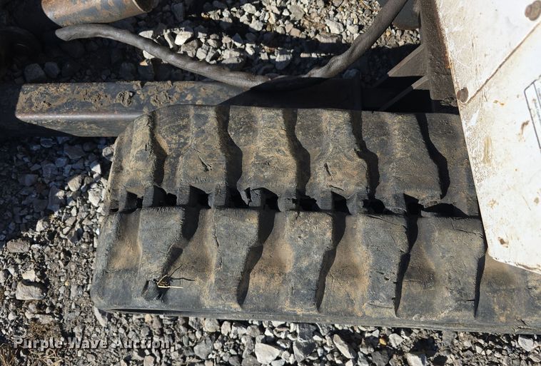 image for item DW3991 1996 Bobcat 331 C-Series mini excavator