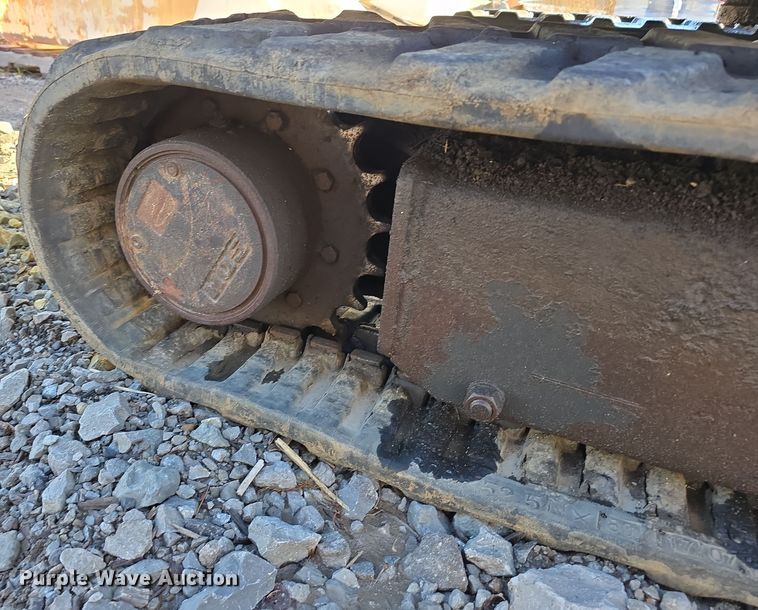 image for item DW3991 1996 Bobcat 331 C-Series mini excavator