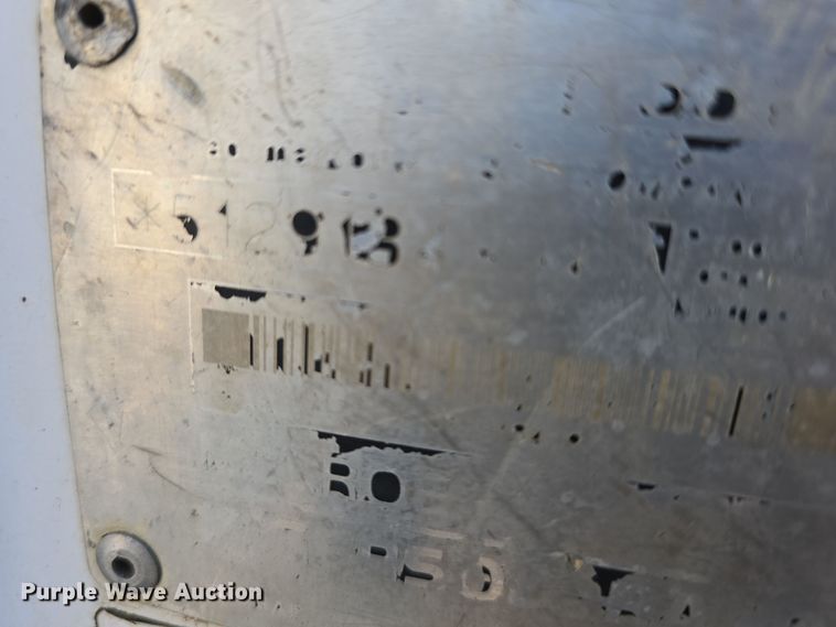 image for item DW3991 1996 Bobcat 331 C-Series mini excavator