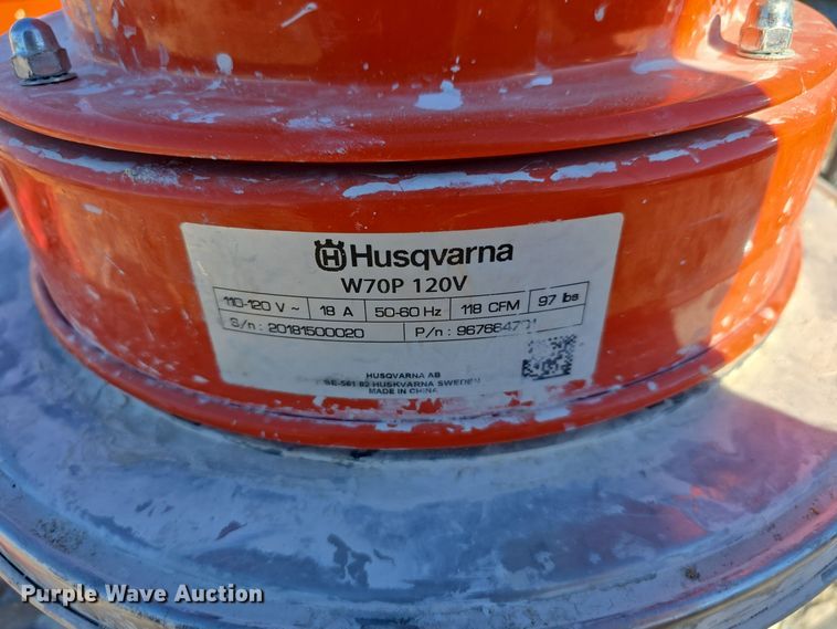 image for item DW3993 2018 Husqvarna W70P vacuum