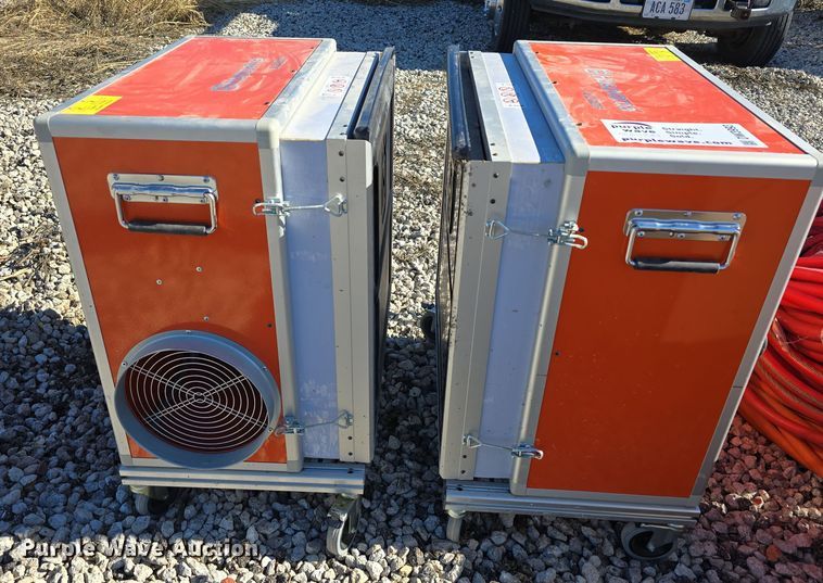 image for item DW3993 2018 Husqvarna W70P vacuum