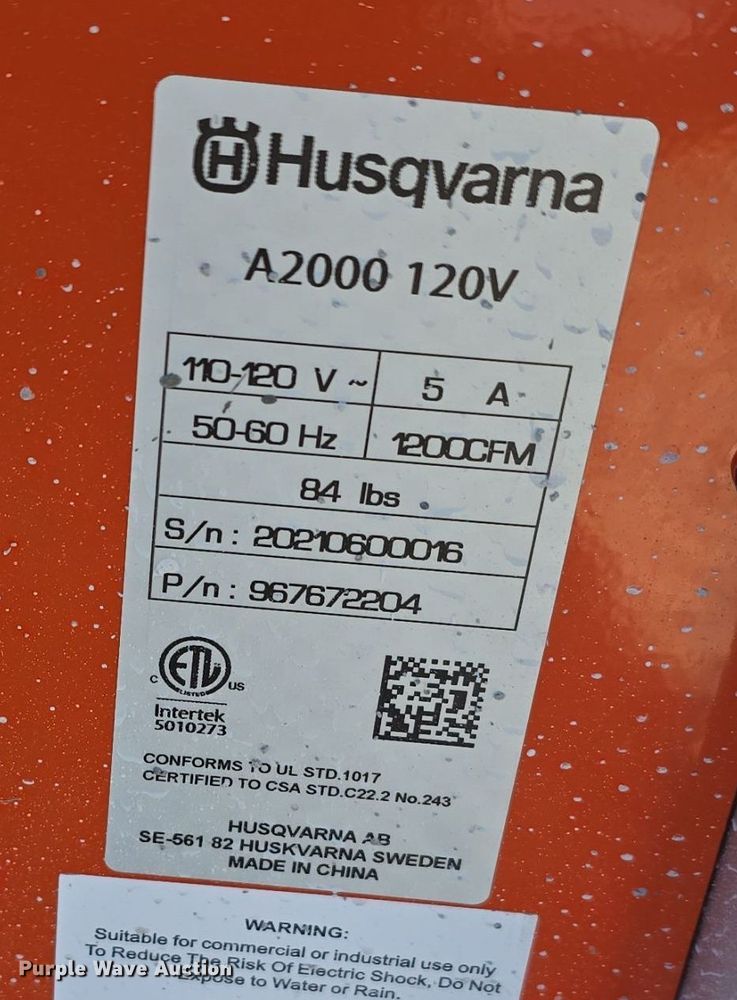 image for item DW3993 2018 Husqvarna W70P vacuum