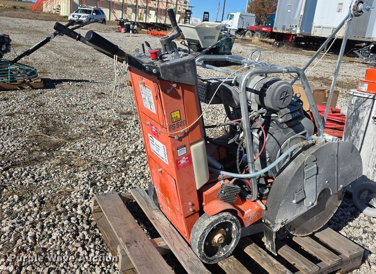 image for item DW3994 2021 Husqvarna FS520 concrete saw