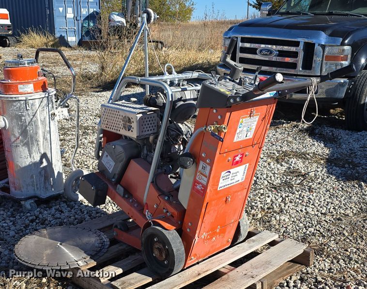 image for item DW3994 2021 Husqvarna FS520 concrete saw